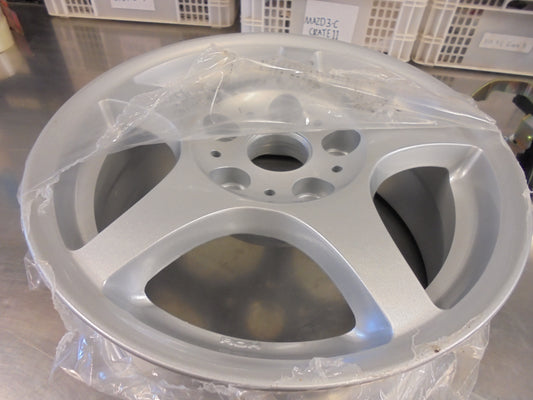 Toyota Camry Genuine 15x6.5 Strike-Out Alloy Wheel New Part