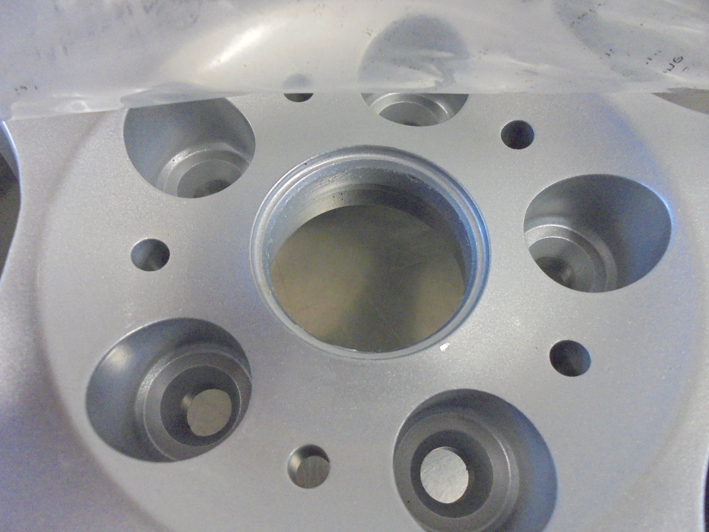 Toyota Camry Genuine 15x6.5 Strike-Out Alloy Wheel New Part