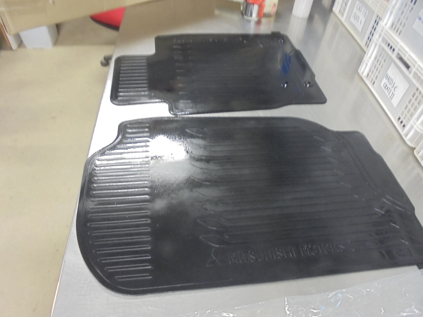 Mitsubishi MQ Triton Genuine Rubber Front Mat Set New Part