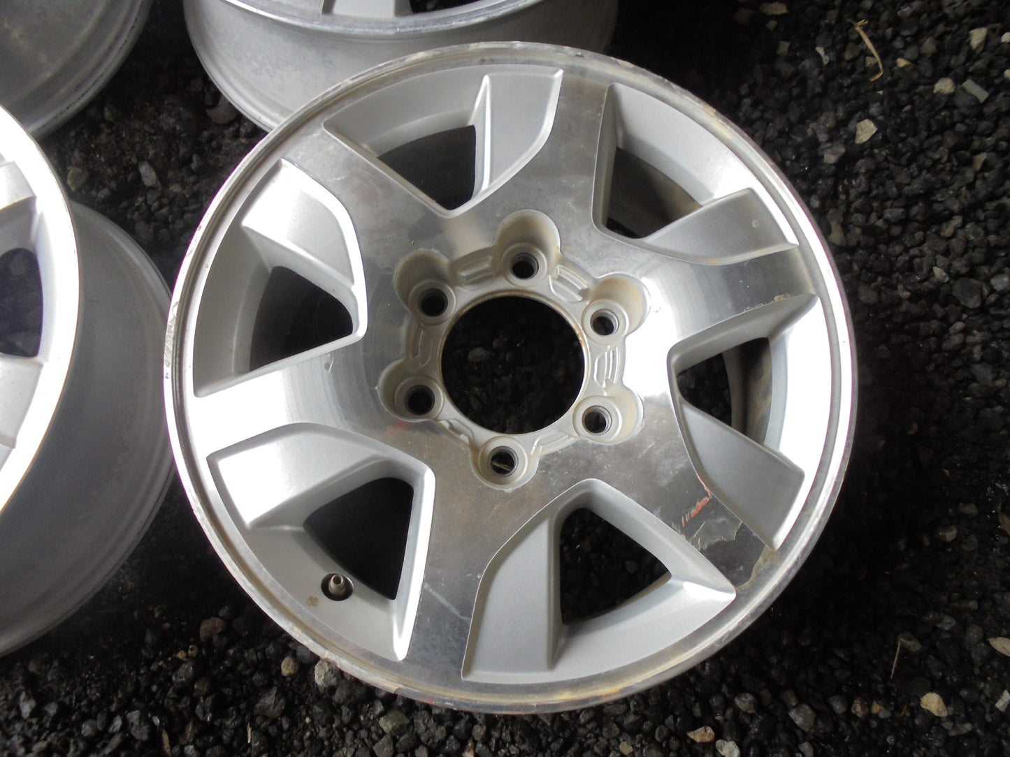 Holden Rg Colorado LT GEnuine Alloy Rim Set of 4 VGC Used Part