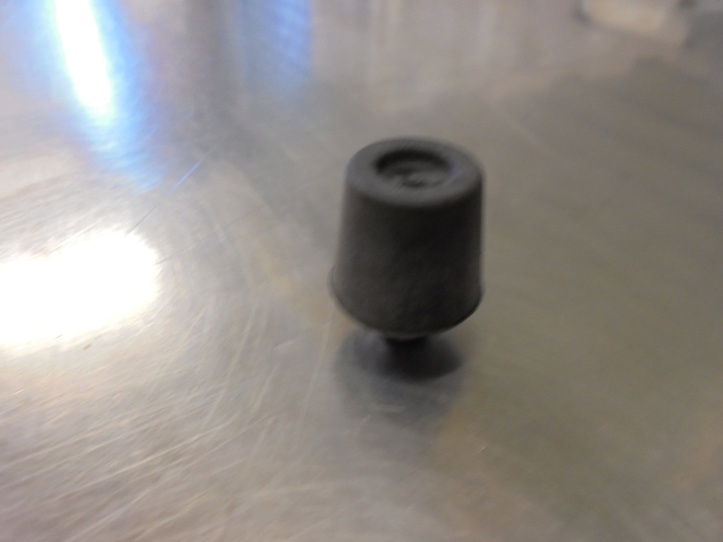 Holden Captiva/Epica Genuine Bonnet Rubber New Part