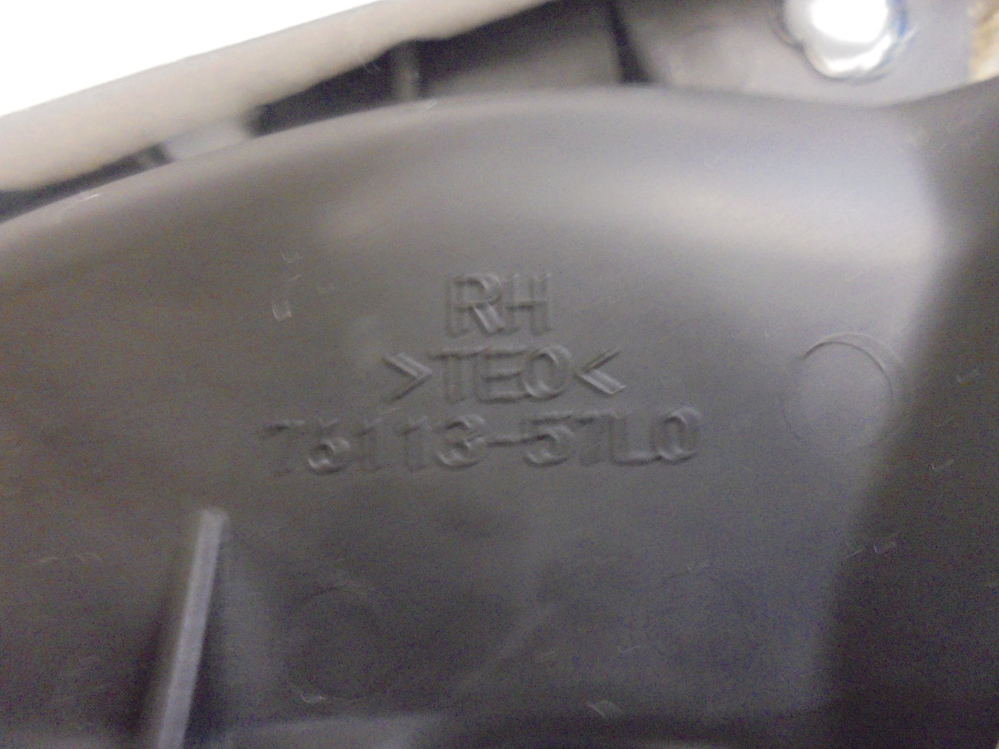 Suzuki Kizashi Genuine Right Hand Front A-Pillar Trim (Tan) New Part