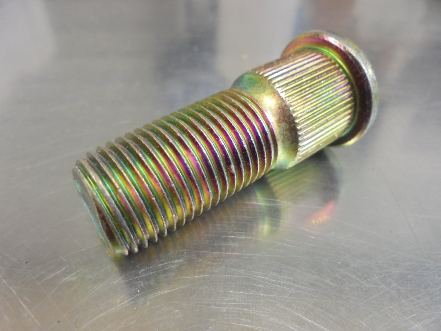 Isuzu NKR/NHR/NPR Genuine Front Wheel Stud New Part