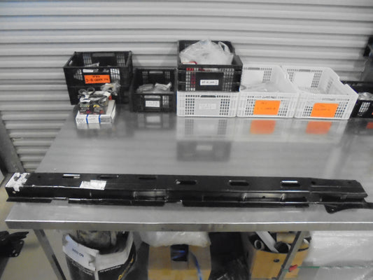 Nissan X-Trail T31 Genuine Left Hand Side Body Panel Reinforcement New Part