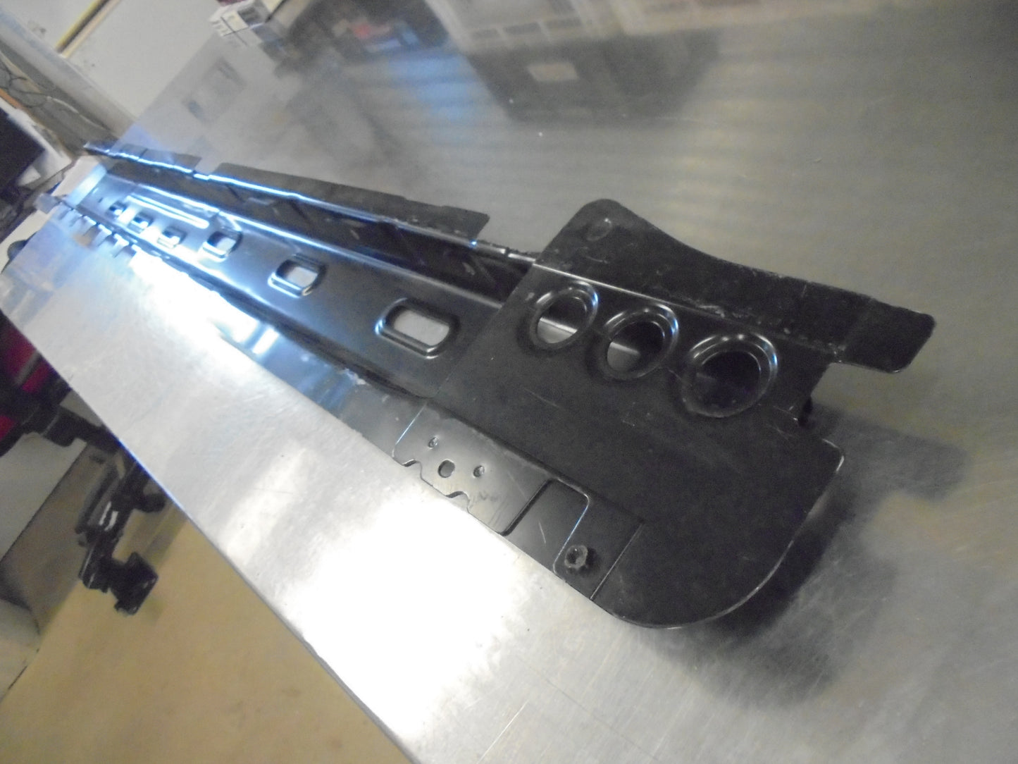 Nissan X-Trail T31 Genuine Left Hand Side Body Panel Reinforcement New Part