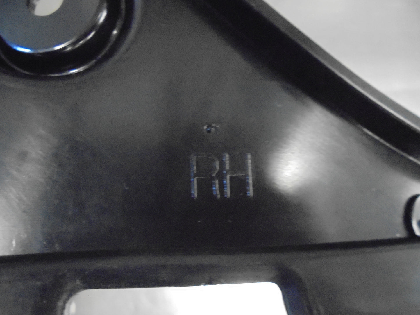 Hyundai Iload-I-Max Genuine Right Hand Rear Garnish Assembly Gusset New Part