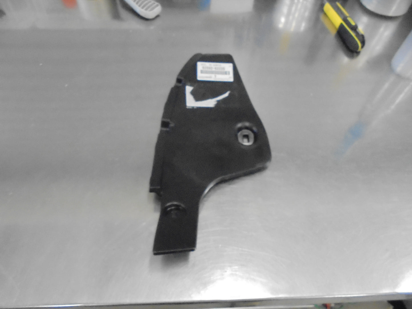 Toyota Yaris Genuine Left Hand Rear Bumper Seal New Part
