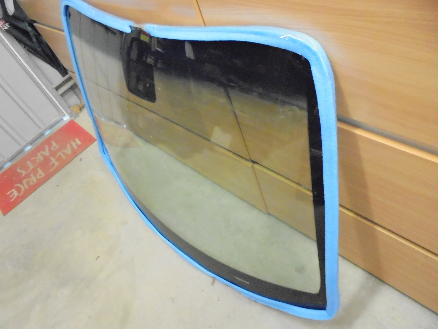 Hyundai Tucson Genuine Front Windscreen New Part