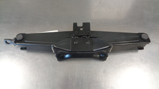 Holden Epica Genuine Jack New Part