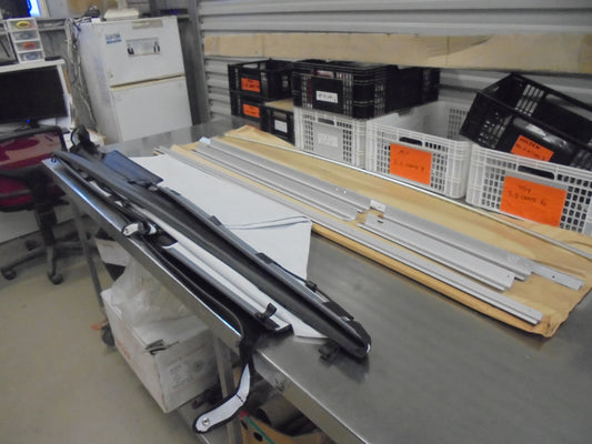 Nissan Navara D40 Thai Genuine Soft Tonneau Cover Kit Suits Sports Bar New Part