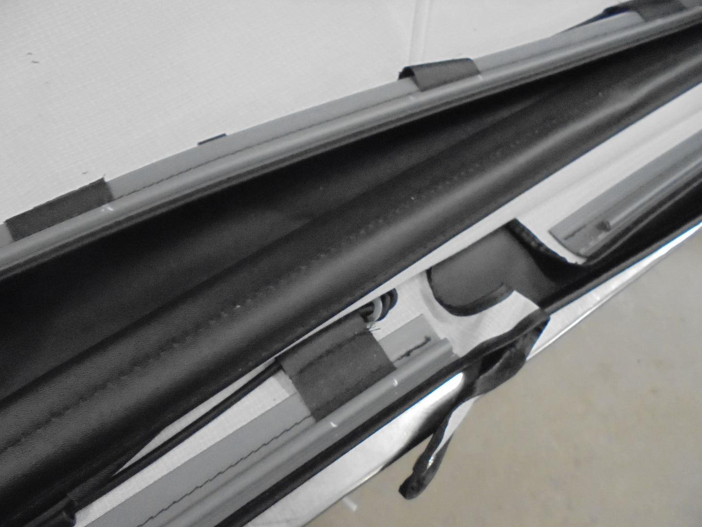 Nissan Navara D40 Thai Genuine Soft Tonneau Cover Kit Suits Sports Bar New Part