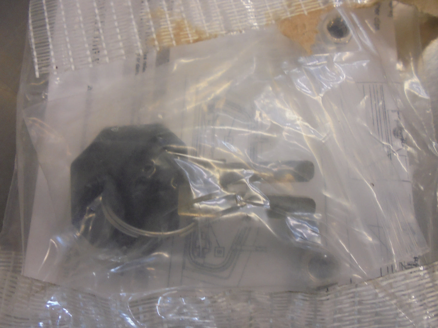 EGR Nissan Navara D23 NP300 Left Hand Lift Up Window And 2 Keys New Part