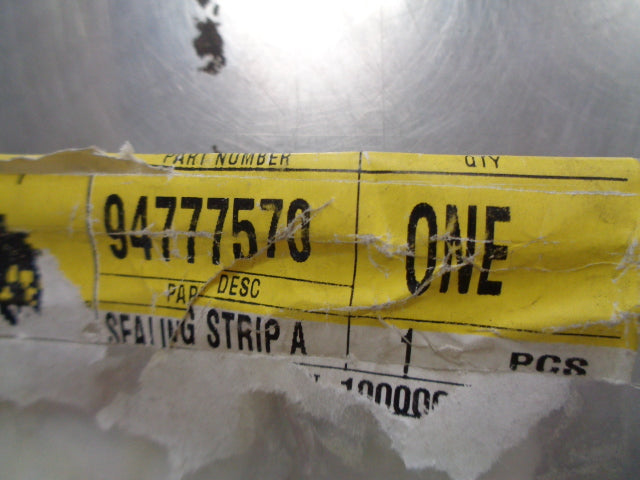 Holden RG Colorado Genuine Left Hand Front Door Seal Strip New Part