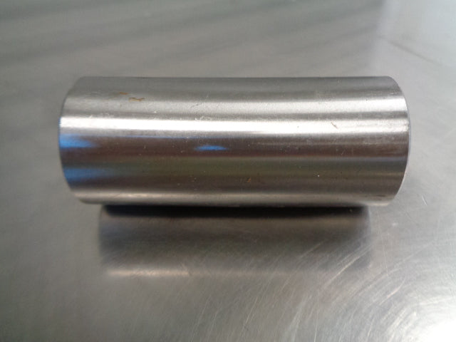 Isuzu FTR113 Genuine Rear Leaf Spring Bushing New Part