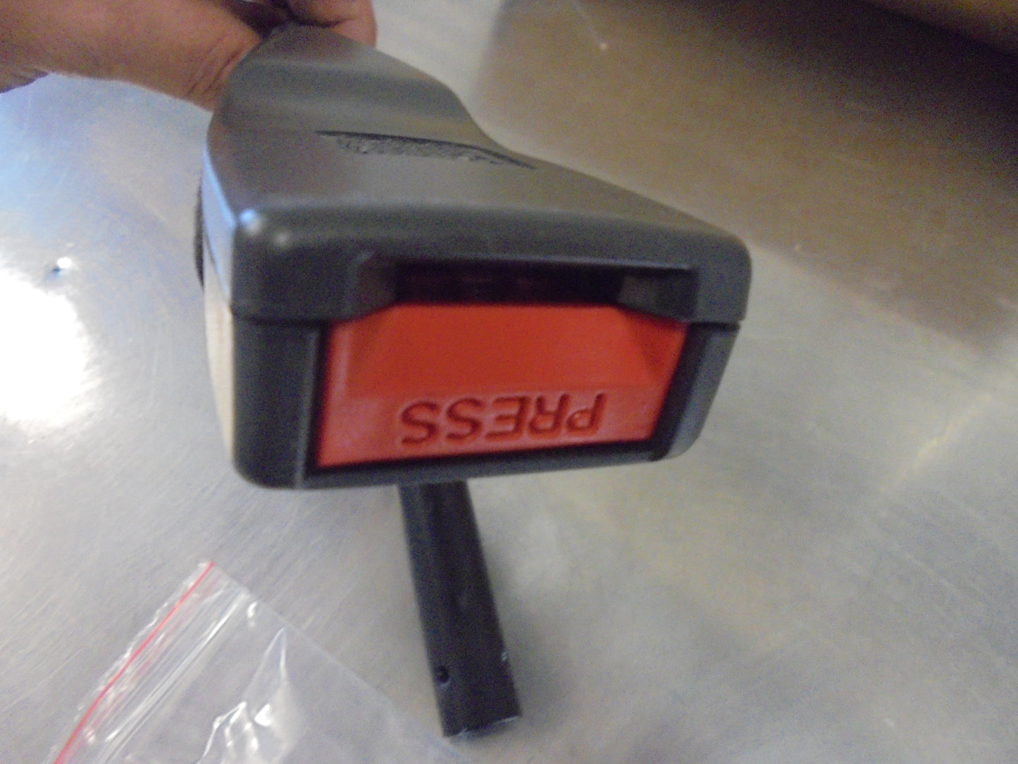 Holden VT-VX-VY Commodore-Calais Statesman Caprice Genuine Left Hand Seat Belt Pretensioner New Part