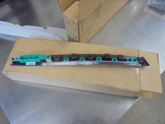 Holden VF/WN Commodore Statesman Genuine Right Hand Front Door Trim Panel ASM New Part