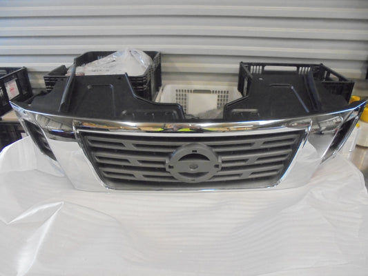 Nissan Navara D23 NP300 Genuine Chrome Front Grille New Part