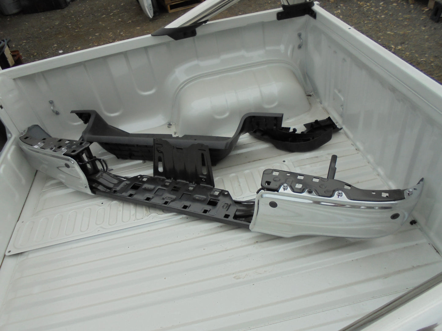 Toyota Hilux SR5 Dual Genuine Cab Tub (No Tail Lights) Pearl White New Part