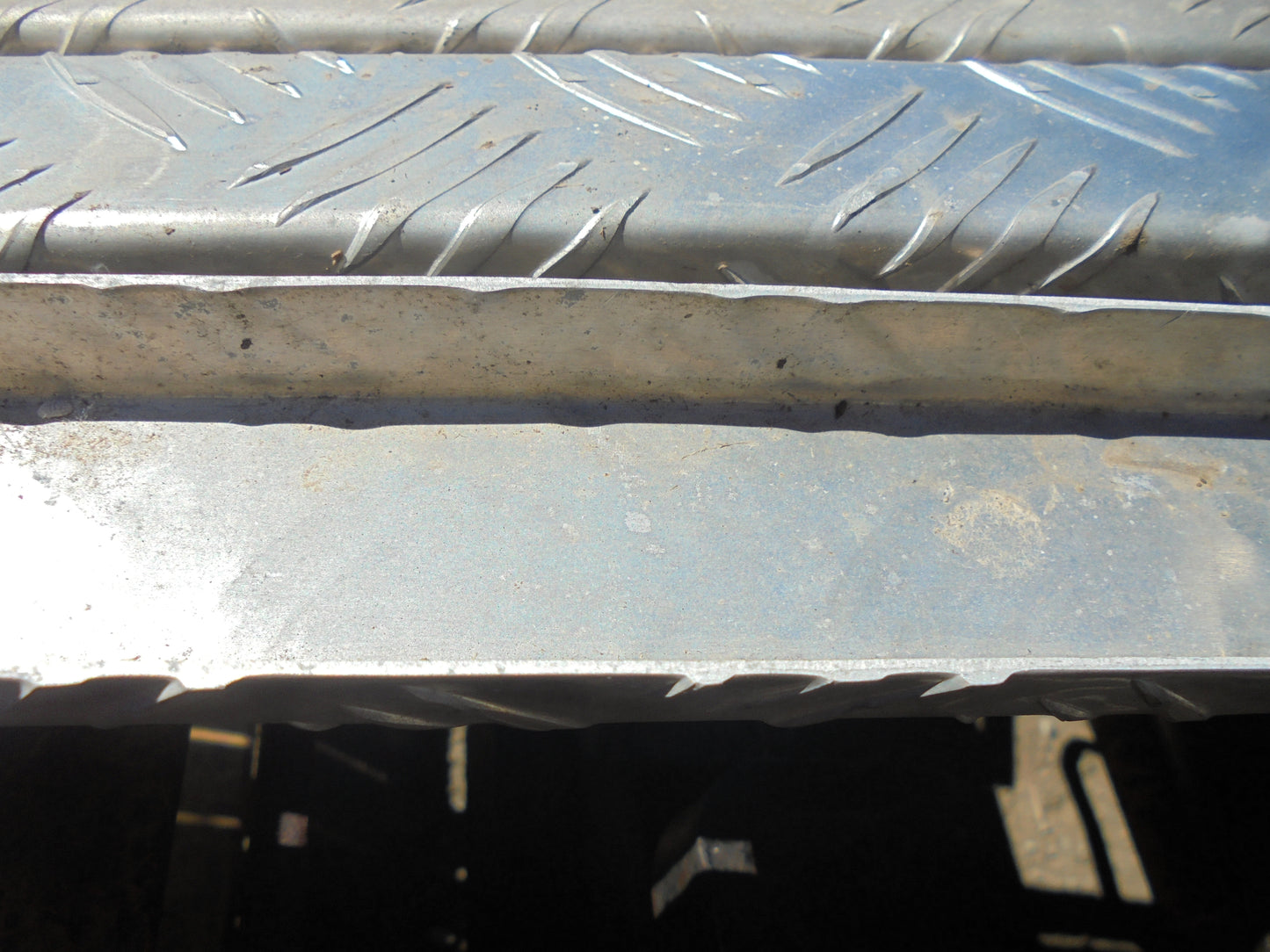 Alloy Checker Plate Drop Side Tray Capping New Part