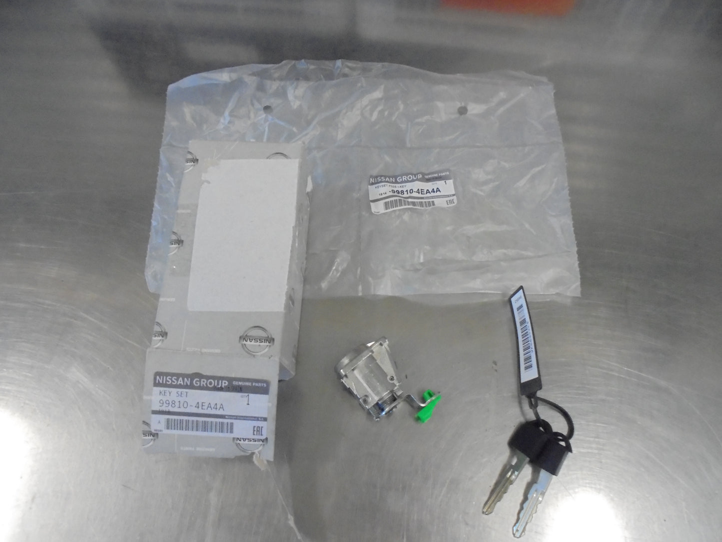 Nissan Qashqai Genuine Key And Drivers Lock Set New Part