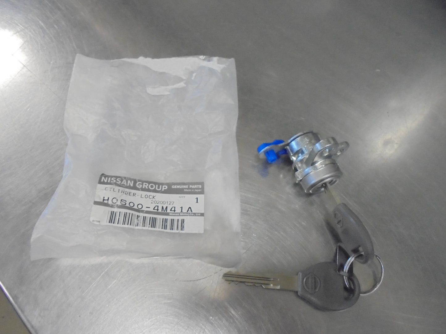 Nissan GT-R Skyline Genuine Door Cylinder And Key Set New Part