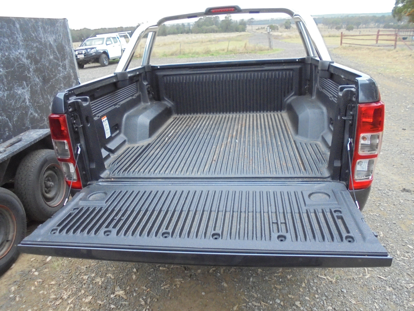 Ford PX3 XLT Ranger Genuine Dual Cab Tub Assembly with Tail Lights/Sports Bar/Tub Liner New Part