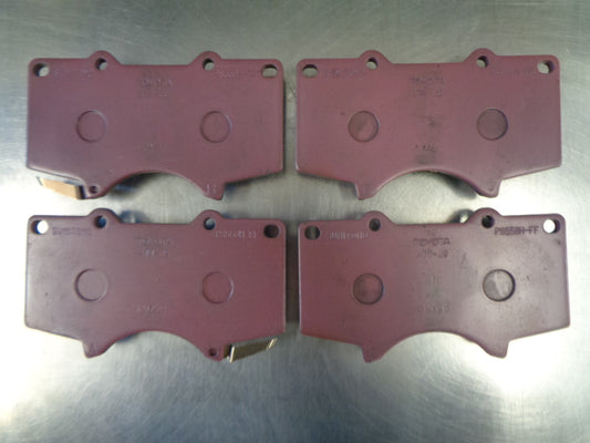 Toyota 4Runner / FJ Cruiser Genuine Front Brake Pad Set New Part