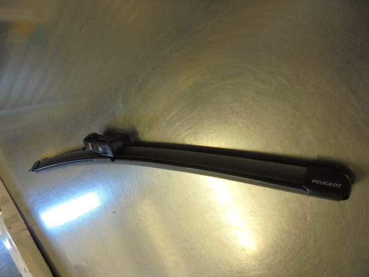 Peugeot Partner Genuine Left Hand Front Wiper Blade 400mm 16Inch New Part