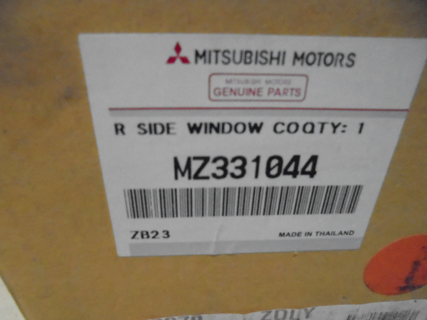 Mitsubishi Triton MQ-MR Genuine Right Hand Sliding Window + Frame New Part