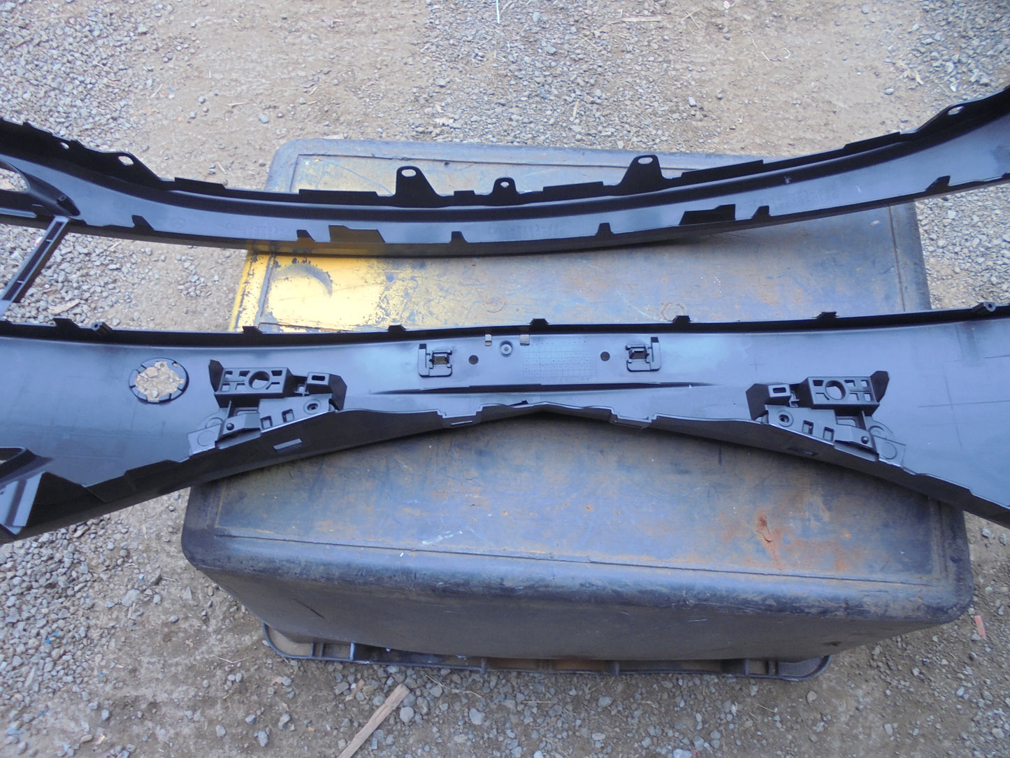 Mazda 6 Genuine Front Bumper Bar Cover New Part