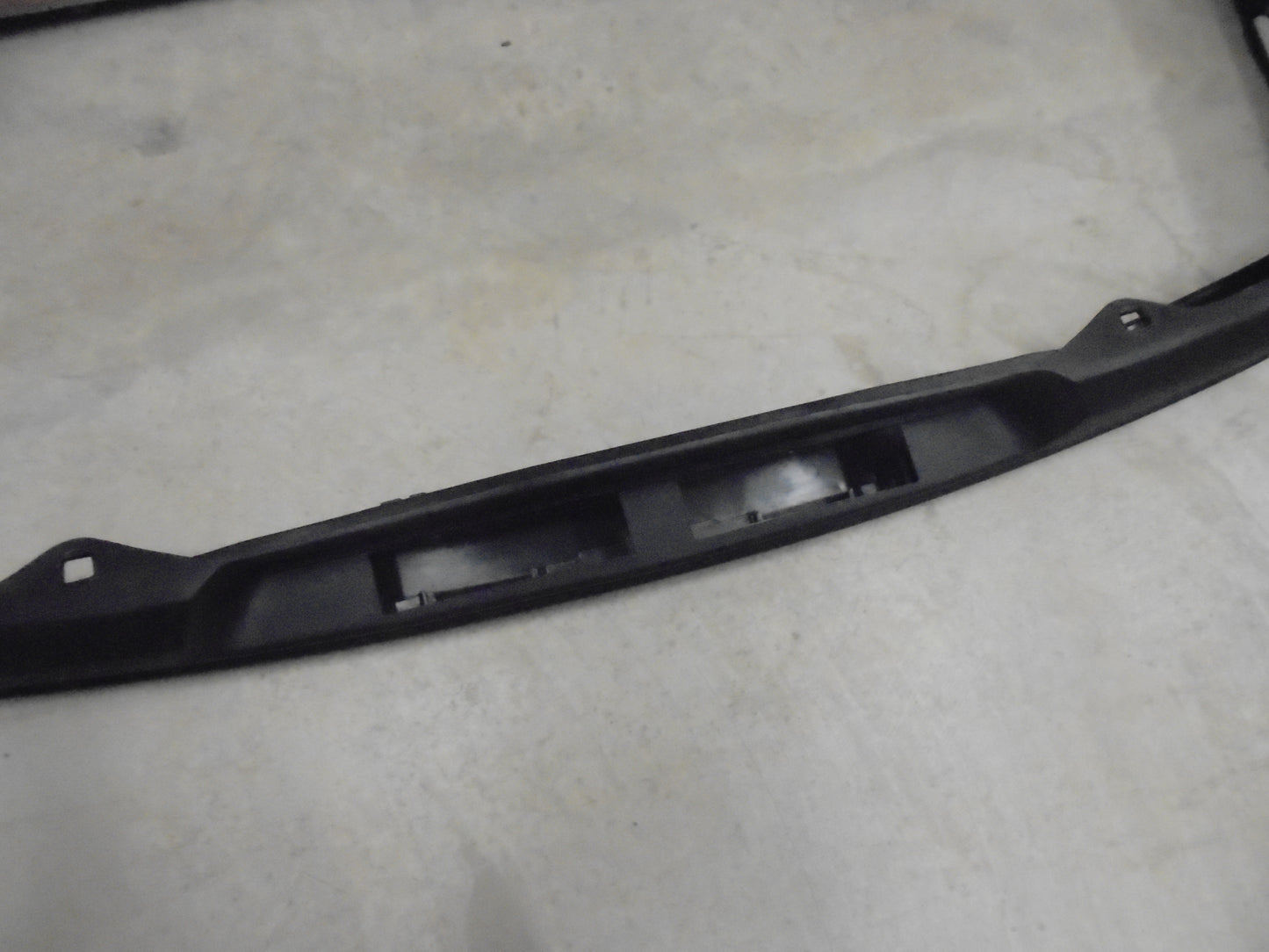SSSAuto Rear Bumper Bar Suits Ford Laser Hatch Back New Part