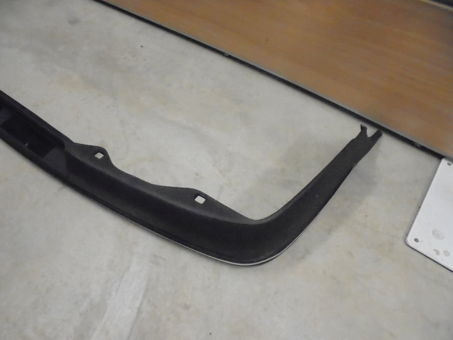 SSSAuto Rear Bumper Bar Suits Ford Laser Hatch Back New Part