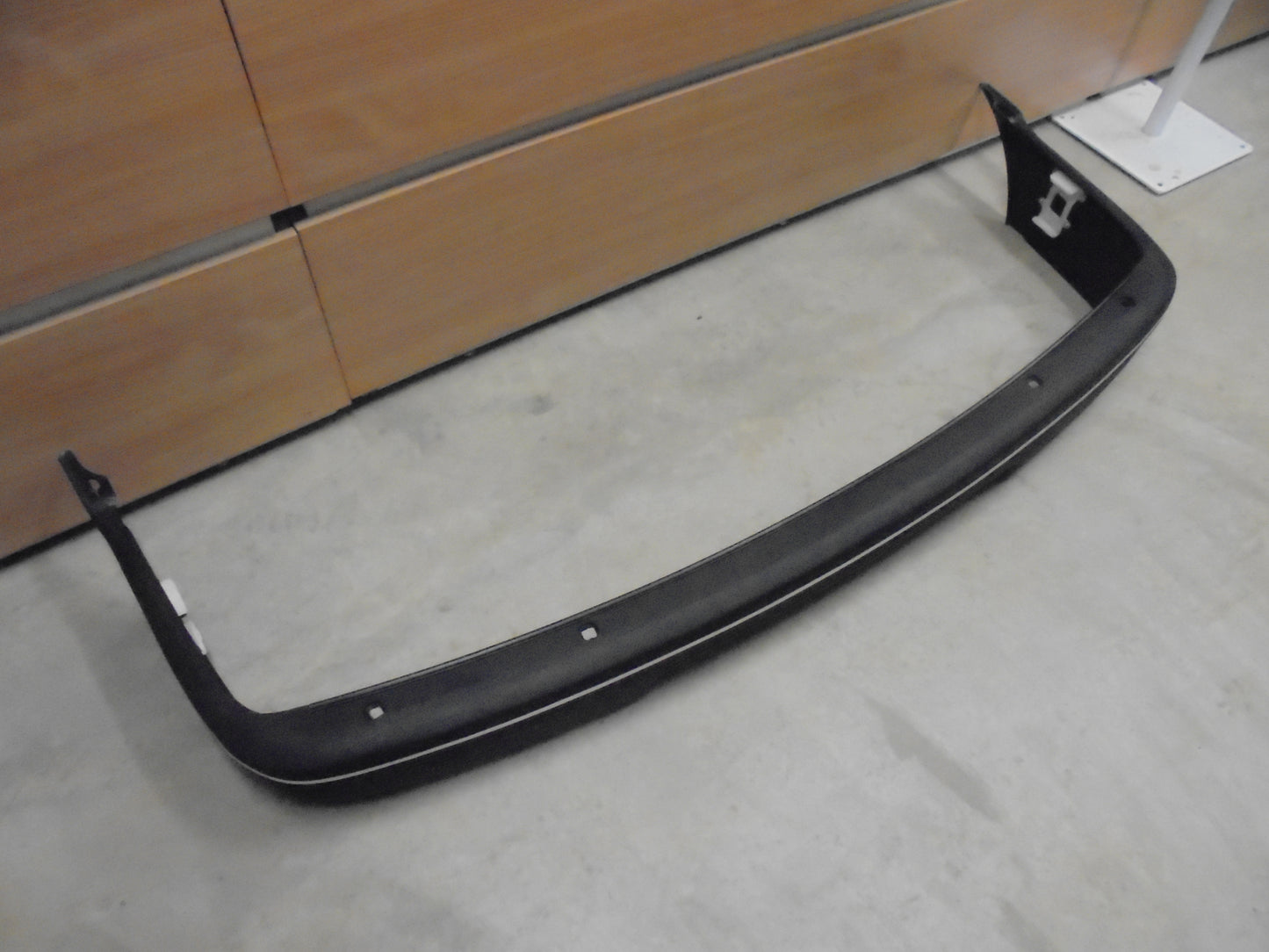 SSSAuto Rear Bumper Bar Suits Ford Laser Hatch Back New Part