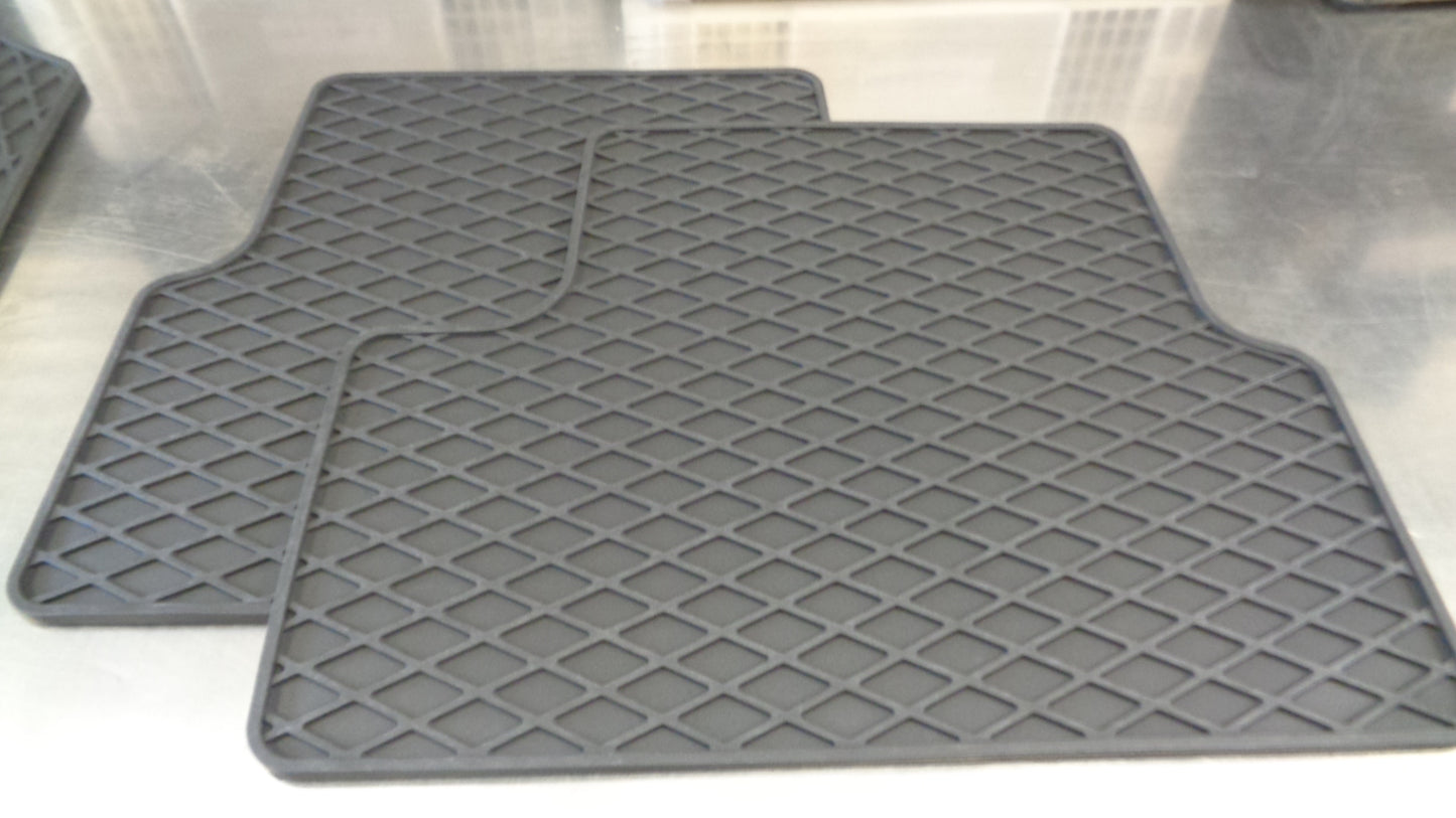 Holden Astra Hatch J Genuine Rubber Floor Mat Set New Part