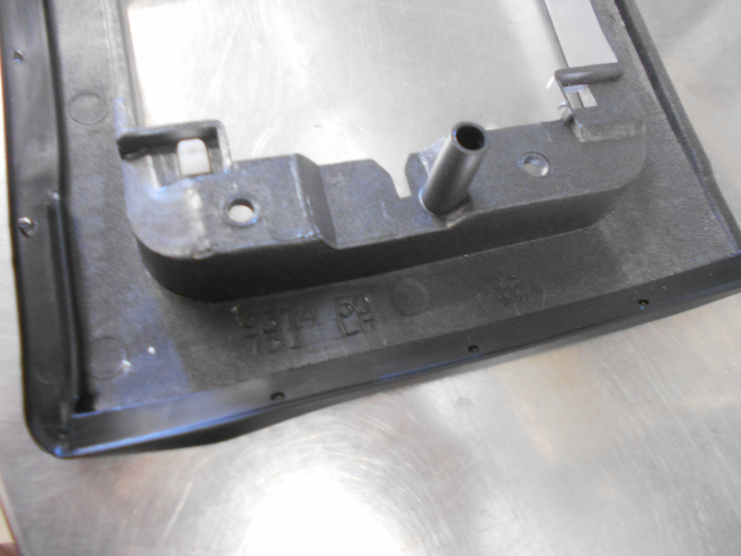 FORD ECONOVAN Genuine Silver / Right Hand Corner Lamp Rim New Part
