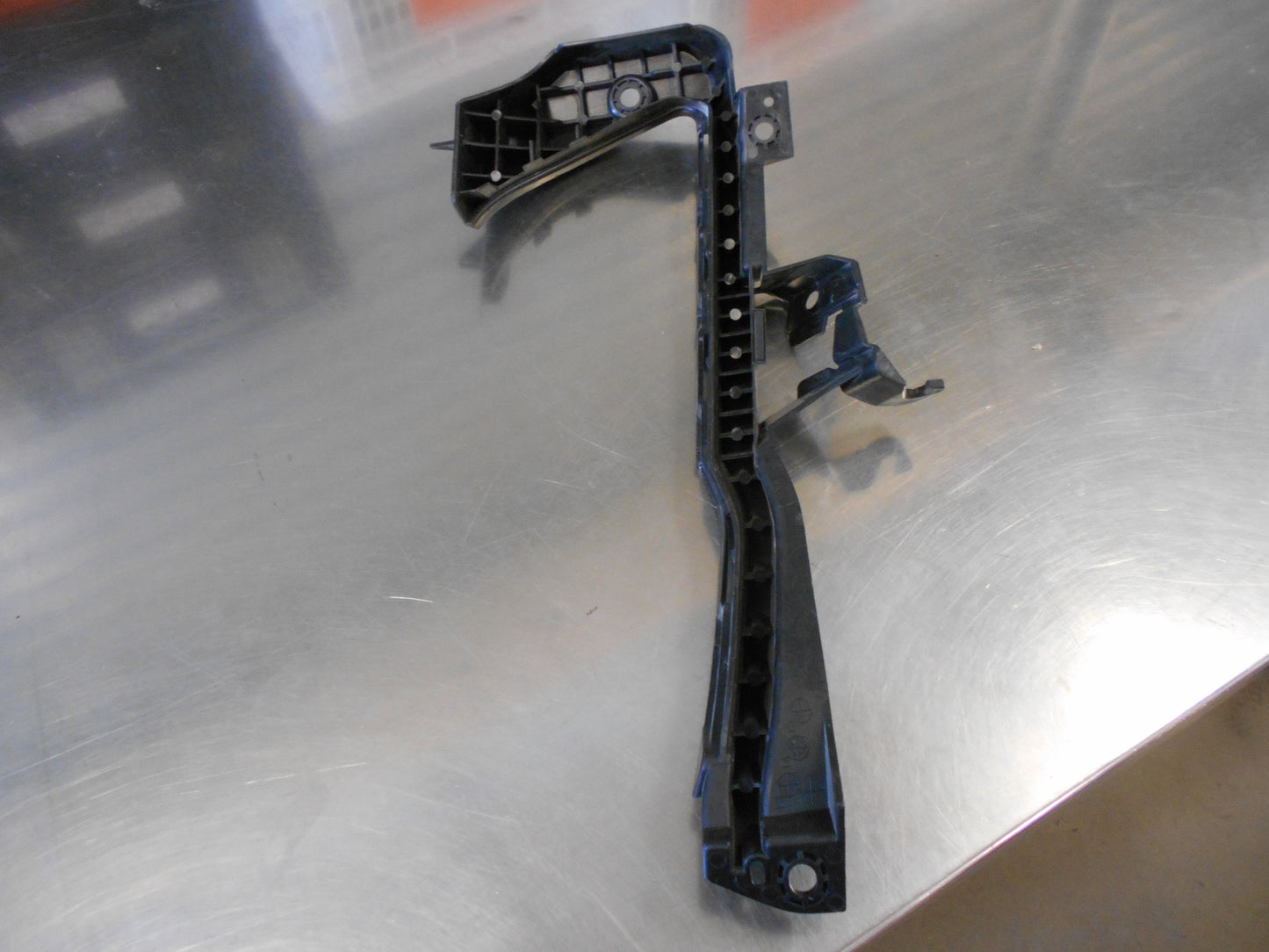 Subaru Outback Genuine Left Hand Front Headlight Bracket New Part