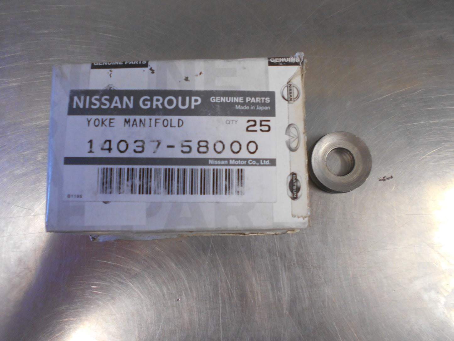 Nissan Patrol Genuine Yoke Manifold New Part