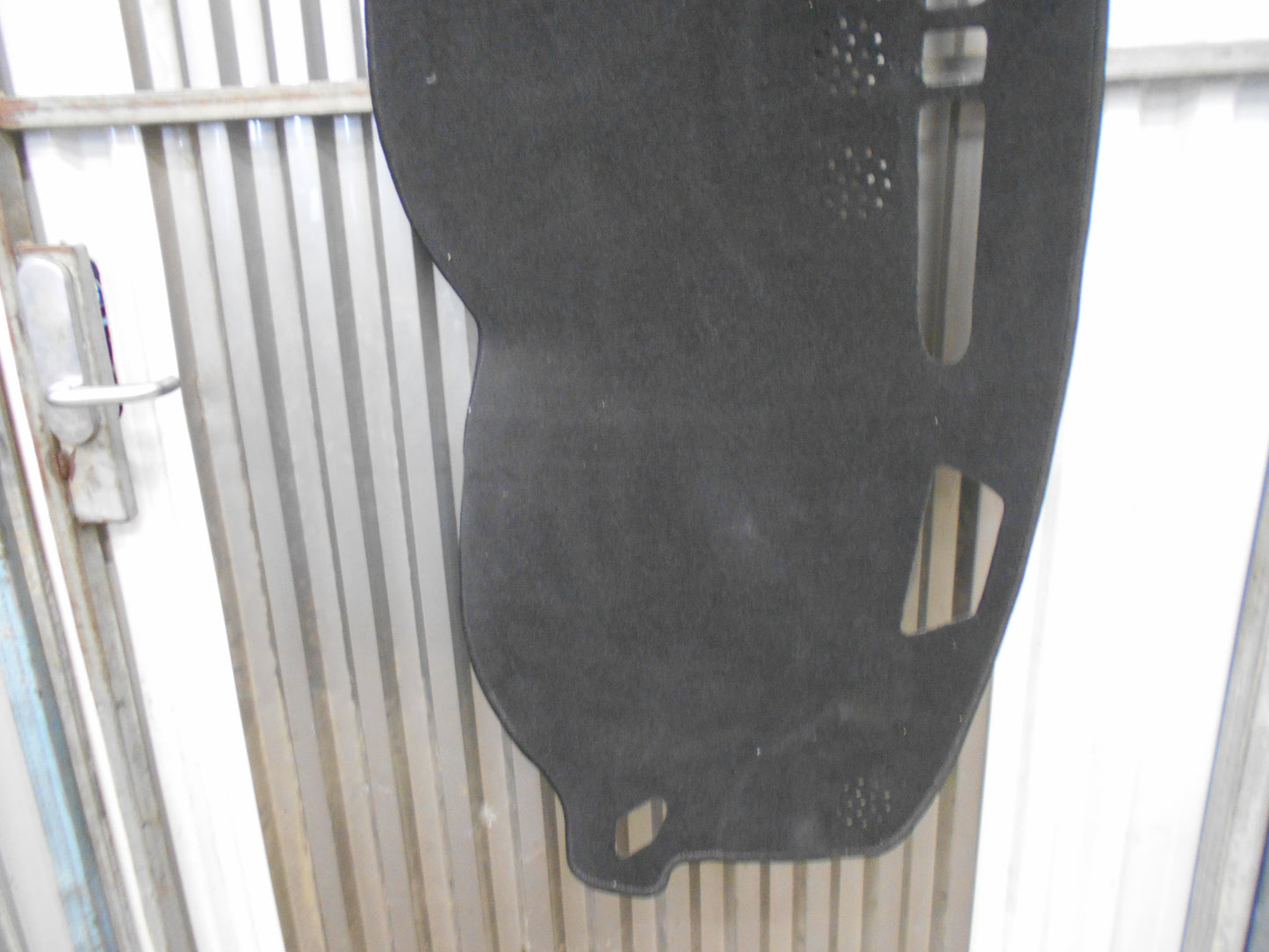 Sunland Black Dash Mat Suitable For Holden Acadia AC New Part
