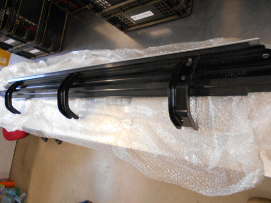 Nissan NP300 Navara Dual Cab Genuine Right Hand Side Step New Part