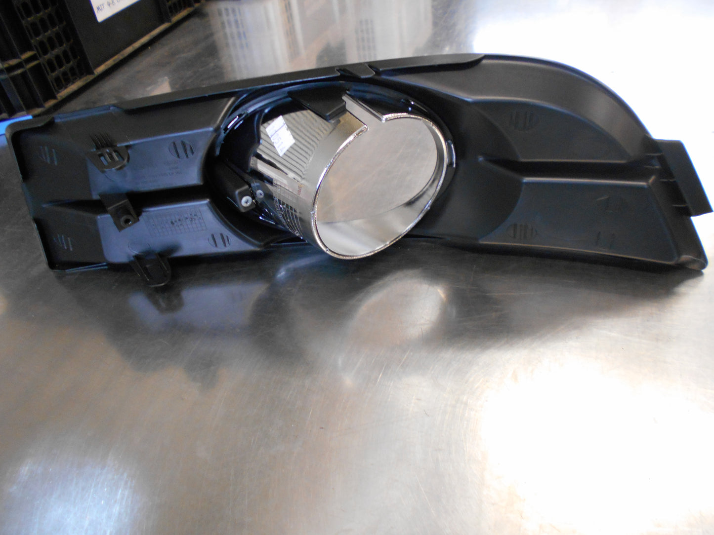 Holden JG Cruze Genuine Right Hand Fog Light Bezel New Part
