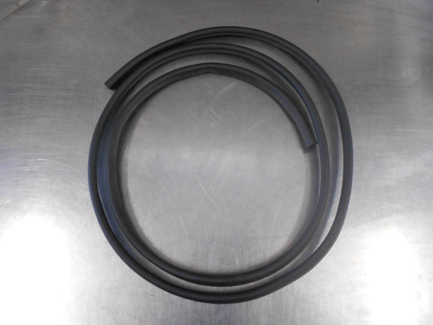 Suzuki SE146 Vitara Genuine Front Door Pinchweld Rubber New Part