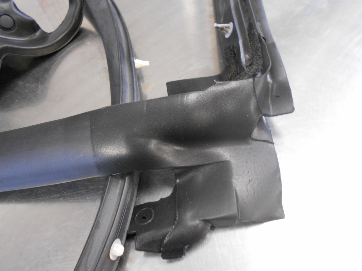 Holden RG Colorado Genuine Right Hand Rear Weatherstrip New Part