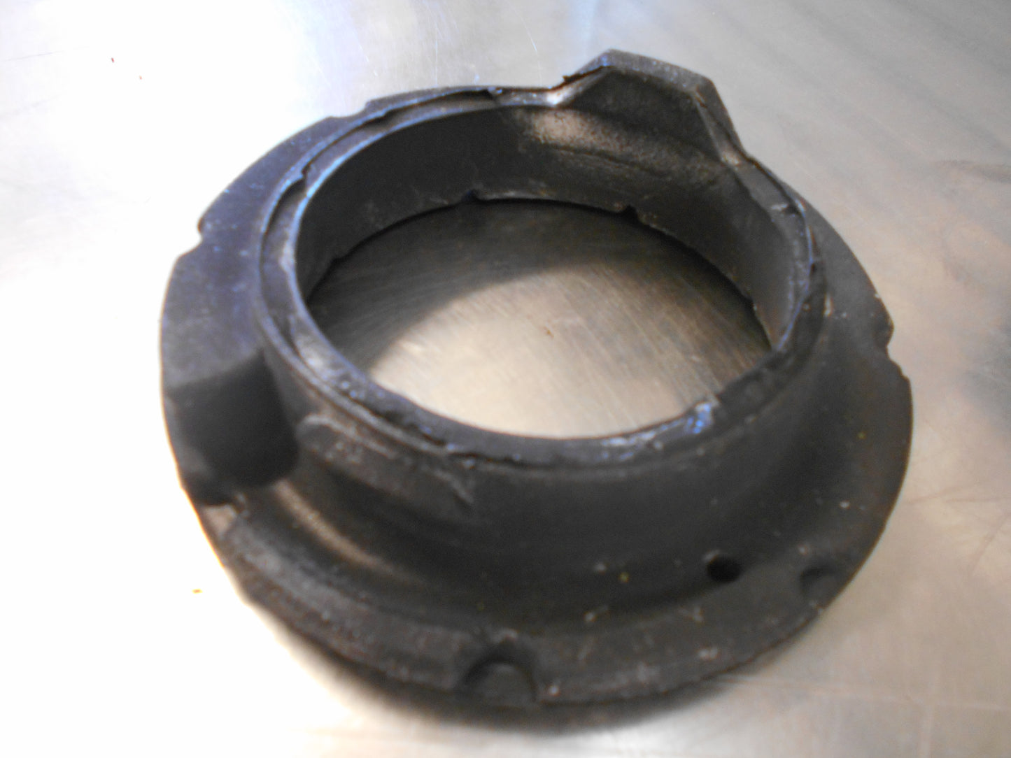 Holden Captiva Genuine Rear Spring Lower Insulator New Part