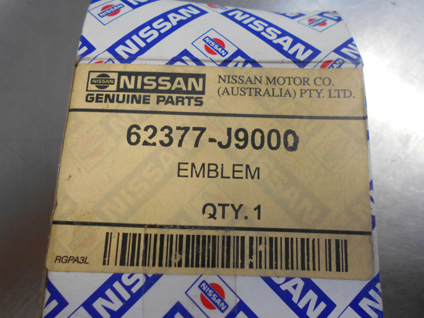 Nissan Unknown Models Genuine Nissan Badge Damaged New Part