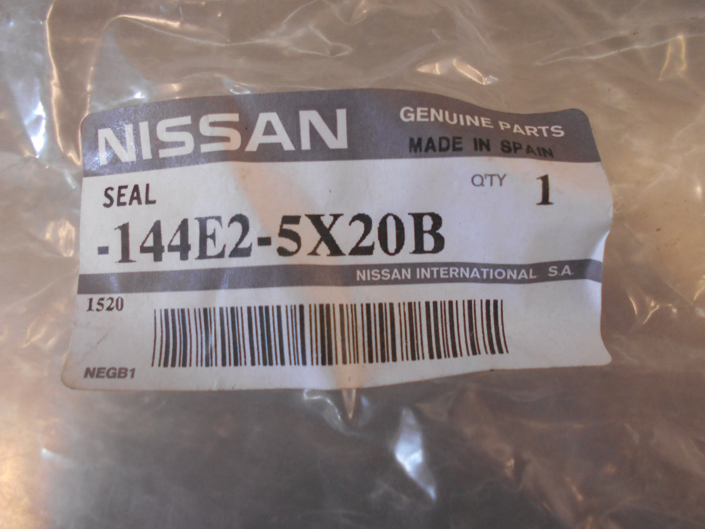 Nissan D40 Navara Genuine Intercooler Foam Seal New Part