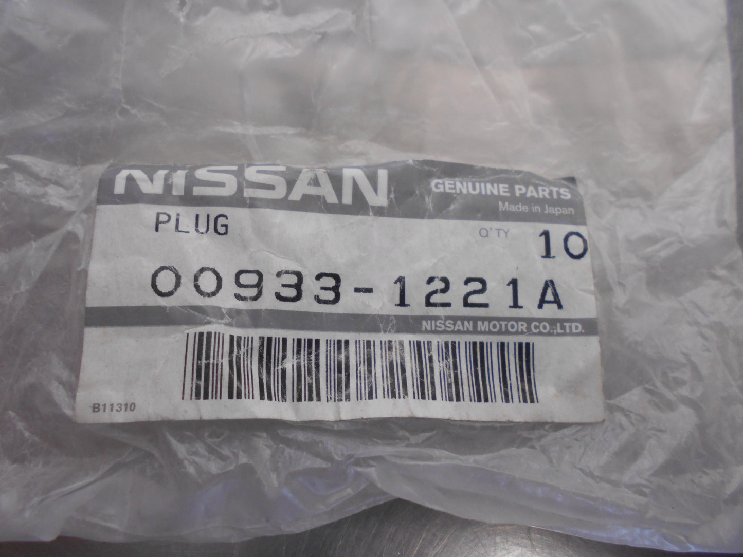 Nissan Various Models Genuine Front Cover Plug New Part