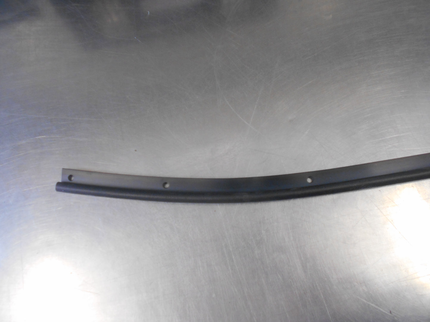 Suzuki Swift Genuine Front Bonnet Seal New Part