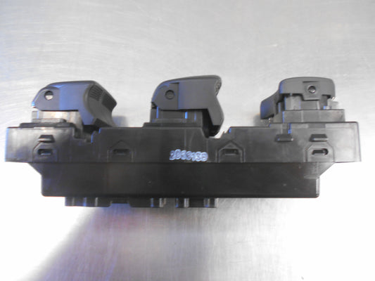 Nissan X-Trail Genuine Main Electric Switch Window New Part