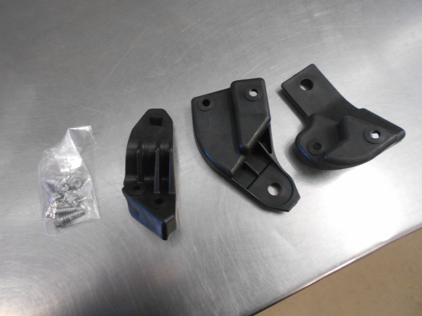 Mitsubishi Lancer/Outlander Genuine Headlight Bracket Assembly Repair New Part