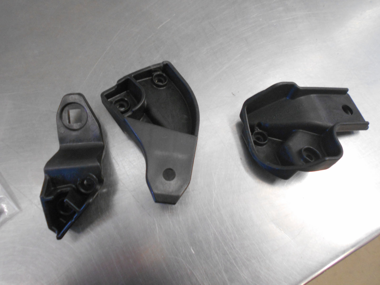 Mitsubishi Lancer/Outlander Genuine Headlight Bracket Assembly Repair New Part